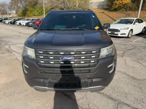 Photos of 2016 Ford Explorer Limited for sale in Overland Park, KS at Acura of Overland Park