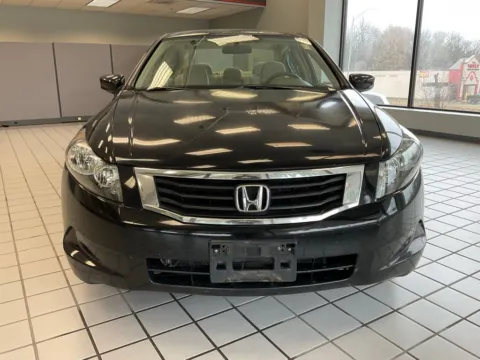 Photos of 2009 Honda Accord LX-P for sale in Kansas City, MO at Jay Wolfe Auto Outlet