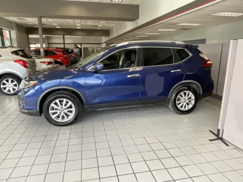 More photos of 2020 Nissan Rogue SV at Jay Wolfe Auto Outlet, MO
