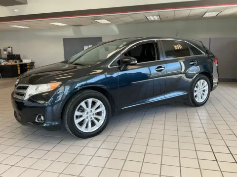 Another view of 2014 Toyota Venza XLE for sale in Kansas City, MO at Jay Wolfe Auto Outlet