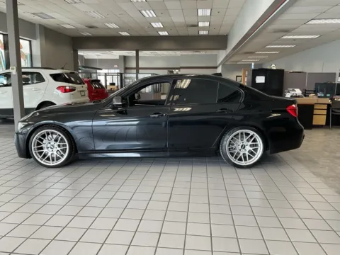 More photos of 2018 BMW 3 Series 340i at Jay Wolfe Auto Outlet, MO