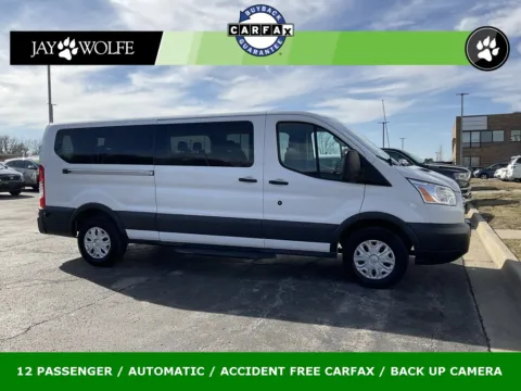 White 2017 Ford Transit-350 XLT for sale in Kansas City, MO