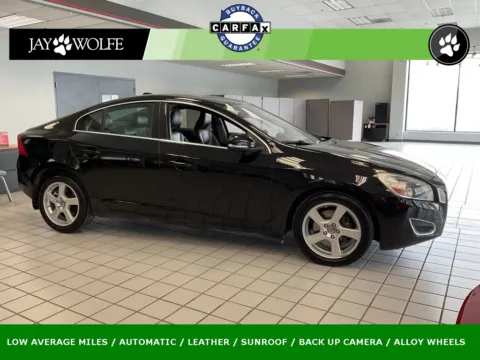 Black 2013 Volvo S60 T5 for sale in Kansas City, MO