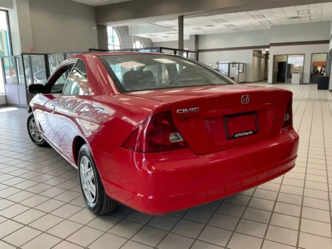 More photos of 2003 Honda Civic LX at Jay Wolfe Auto Outlet, MO