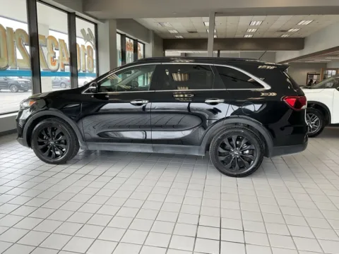More photos of 2020 Kia Sorento S at Jay Wolfe Auto Outlet, MO
