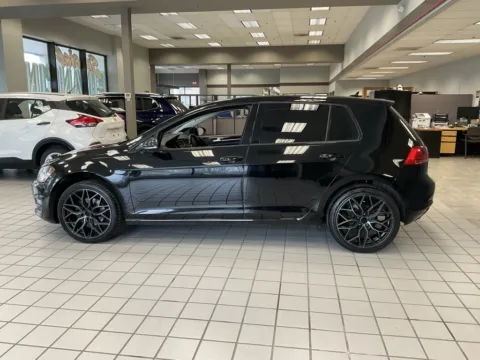 More photos of 2015 Volkswagen Golf TDI SEL 4-Door at Jay Wolfe Auto Outlet, MO