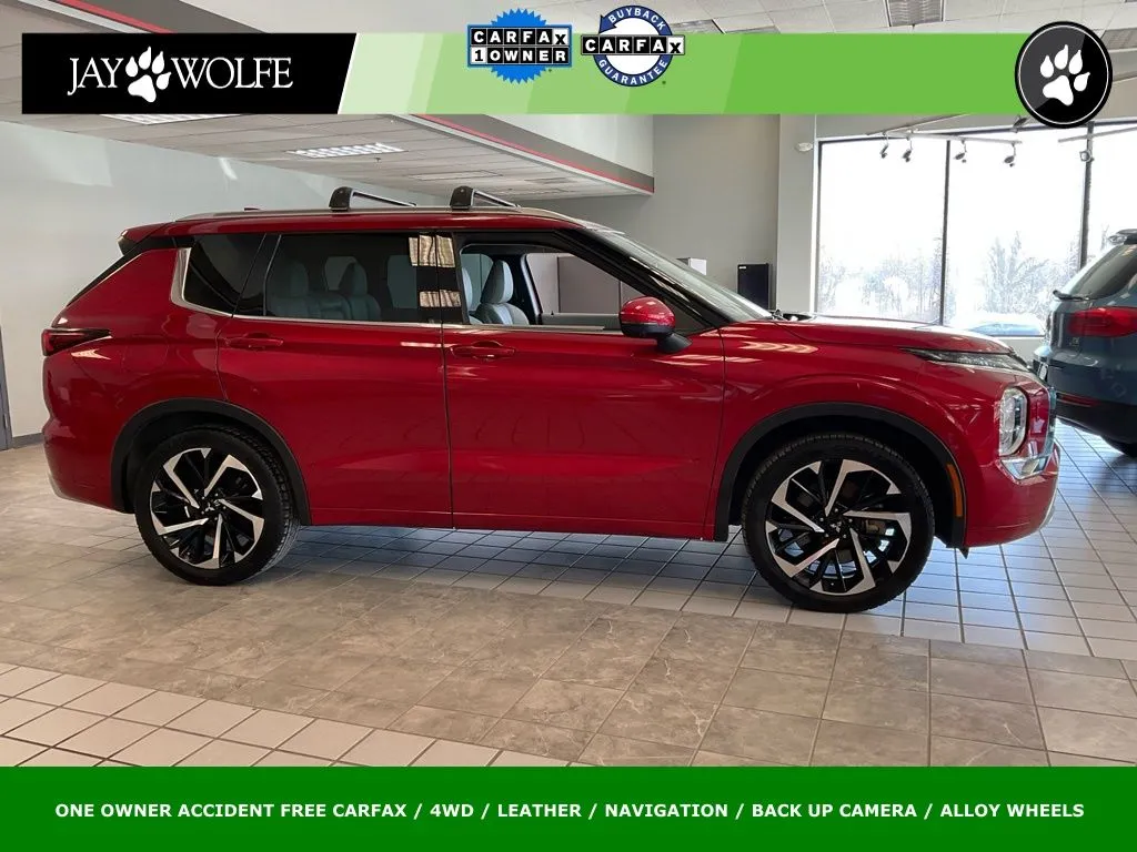 Red 2022 Mitsubishi Outlander SEL for sale in Kansas City, MO