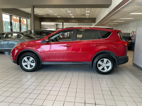 More photos of 2013 Toyota RAV4 XLE at Jay Wolfe Auto Outlet, MO