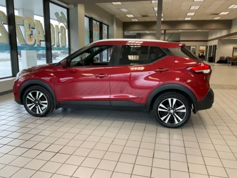 More photos of 2019 Nissan Kicks SV at Jay Wolfe Auto Outlet, MO