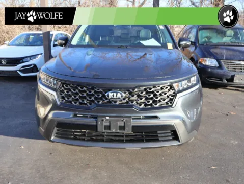 Photos of 2021 Kia Sorento S for sale in Kansas City, MO at Jay Wolfe Auto Outlet