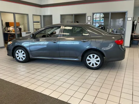 More photos of 2010 Toyota Corolla LE at Jay Wolfe Auto Outlet, MO