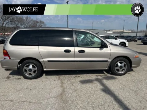 More photos of 2002 Ford Windstar LX at Jay Wolfe Auto Outlet, MO