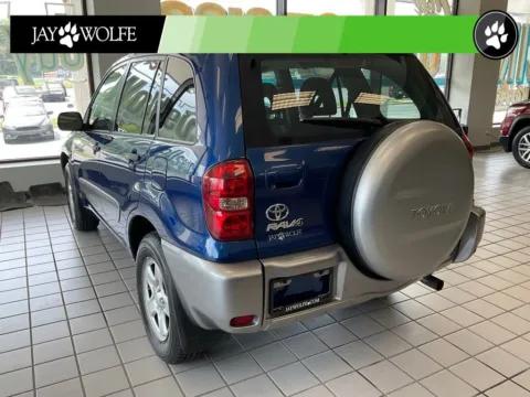 More photos of 2005 Toyota RAV4 at Jay Wolfe Auto Outlet, MO