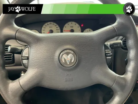 More photos of 2000 Dodge Neon Highline at Jay Wolfe Auto Outlet, MO