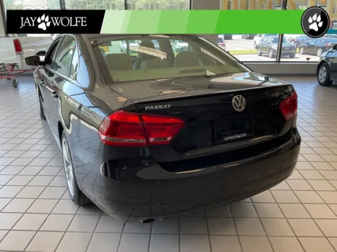 More photos of 2014 Volkswagen Passat TDI SE at Jay Wolfe Auto Outlet, MO