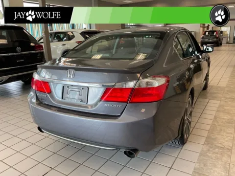 More photos of 2014 Honda Accord Sport at Jay Wolfe Auto Outlet, MO