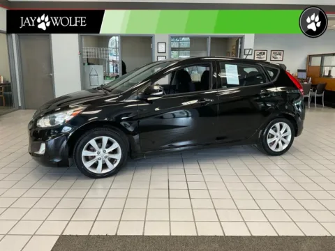 Another view of 2013 Hyundai Accent SE for sale in Kansas City, MO at Jay Wolfe Auto Outlet