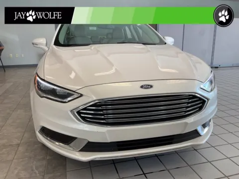 Photos of 2018 Ford Fusion SE for sale in Kansas City, MO at Jay Wolfe Auto Outlet