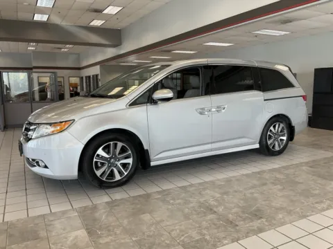 Another view of 2014 Honda Odyssey Touring for sale in Kansas City, MO at Jay Wolfe Auto Outlet