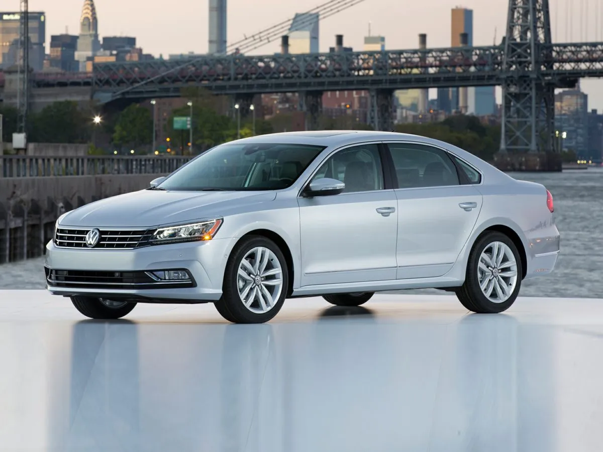 2019 Volkswagen Passat 2.0T Wolfsburg for sale in Kansas City, MO