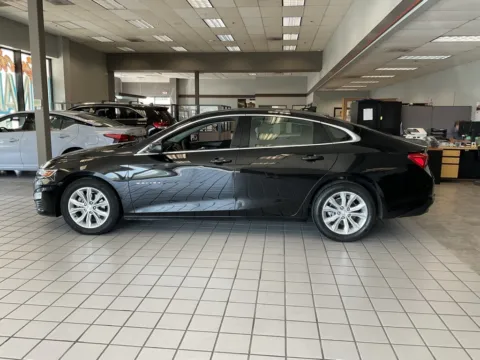 More photos of 2024 Chevrolet Malibu LT at Jay Wolfe Auto Outlet, MO