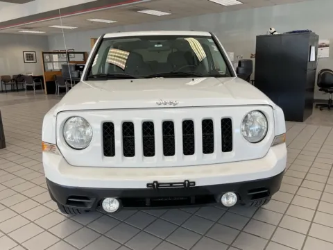 Photos of 2014 Jeep Patriot Latitude for sale in Kansas City, MO at Jay Wolfe Auto Outlet