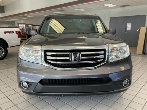 Photos of 2015 Honda Pilot EX-L for sale in Kansas City, MO at Jay Wolfe Auto Outlet