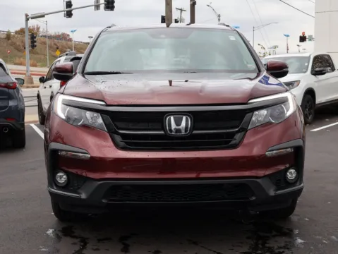 Photos of 2022 Honda Pilot Special Edition for sale in Kansas City, MO at Jay Wolfe Honda