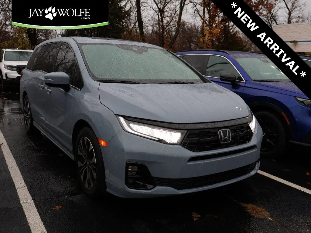 Gray 2025 Honda Odyssey Elite for sale in Kansas City, MO