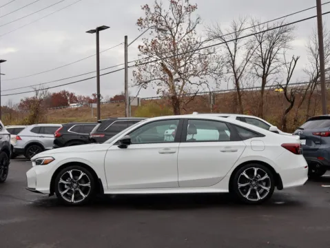More photos of 2025 Honda Civic Sedan Hybrid Sport at Jay Wolfe Honda, MO