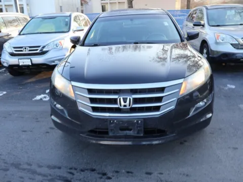 Photos of 2011 Honda Accord Crosstour EX-L for sale in Kansas City, MO at Jay Wolfe Honda