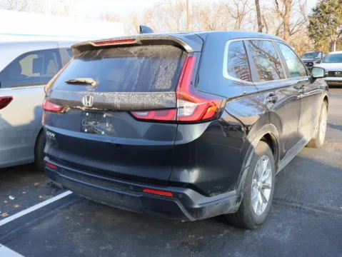 More photos of 2024 Honda CR-V EX-L at Jay Wolfe Honda, MO