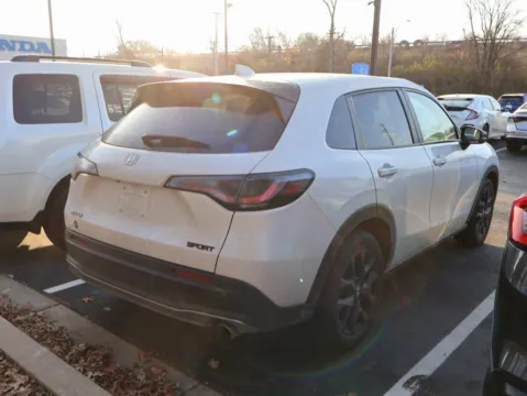 More photos of 2024 Honda HR-V Sport at Jay Wolfe Honda, MO