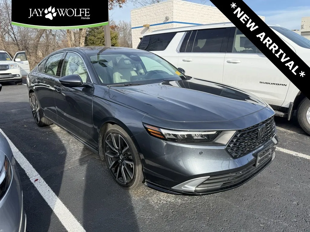 2023 Honda Accord Hybrid Touring