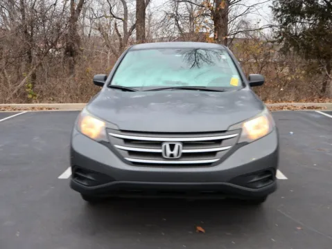 Photos of 2013 Honda CR-V LX for sale in Kansas City, MO at Jay Wolfe Honda