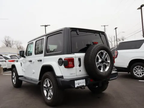 More photos of 2018 Jeep Wrangler Unlimited Sahara at Jay Wolfe Honda, MO