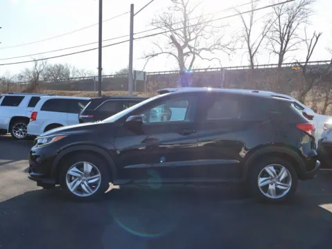 More photos of 2019 Honda HR-V EX-L at Jay Wolfe Honda, MO