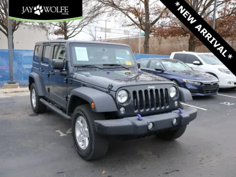 Gray 2018 Jeep Wrangler JK Unlimited Sport S for sale in Kansas City, MO