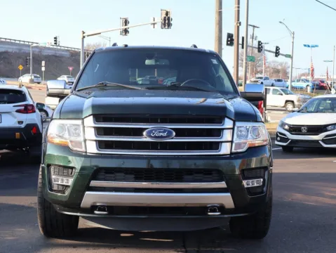 Photos of 2016 Ford Expedition EL Platinum for sale in Kansas City, MO at Jay Wolfe Honda
