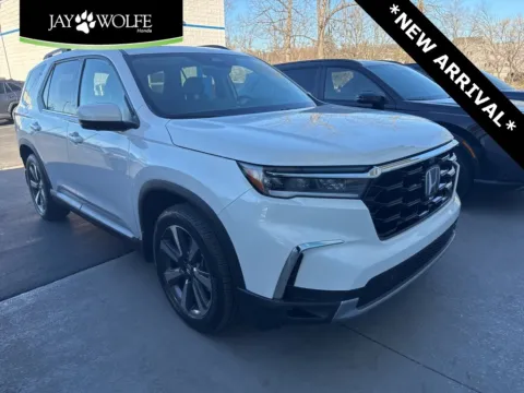 White 2025 Honda Pilot Elite for sale in Kansas City, MO