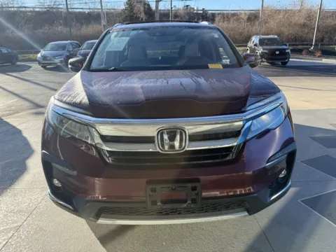 Photos of 2021 Honda Pilot Elite for sale in Kansas City, MO at Jay Wolfe Honda