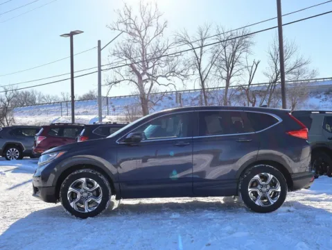 More photos of 2019 Honda CR-V EX-L at Jay Wolfe Honda, MO