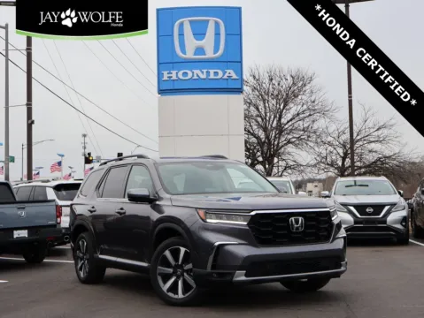 Gray 2025 Honda Pilot Elite for sale in Kansas City, MO