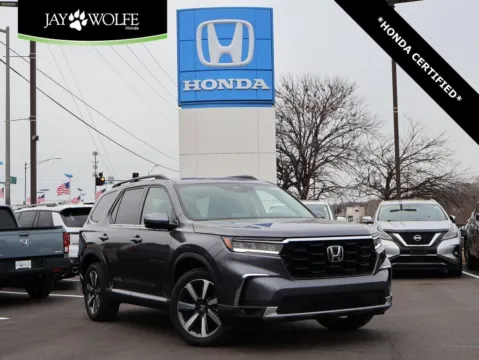 Gray 2025 Honda Pilot Elite for sale in Kansas City, MO