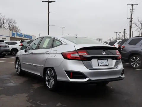 More photos of 2018 Honda Clarity Plug-In Hybrid at Jay Wolfe Honda, MO