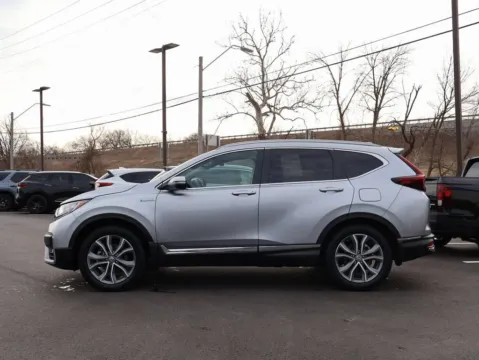 More photos of 2022 Honda CR-V Hybrid Touring at Jay Wolfe Honda, MO
