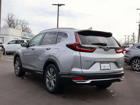 More photos of 2022 Honda CR-V Hybrid Touring at Jay Wolfe Honda, MO
