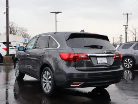 More photos of 2016 Acura MDX 3.5L at Jay Wolfe Honda, MO