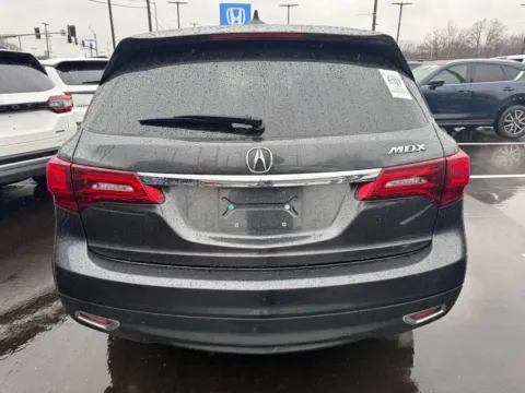 More photos of 2016 Acura MDX 3.5L at Jay Wolfe Honda, MO