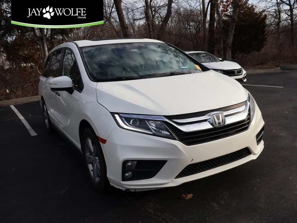 White 2018 Honda Odyssey EX-L for sale in Kansas City, MO